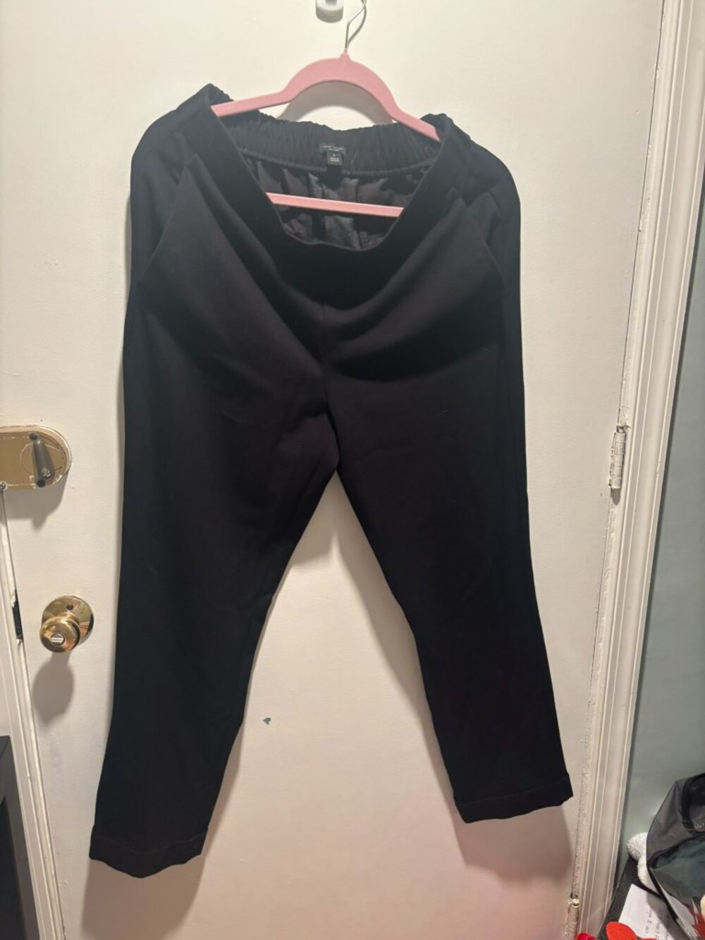 ## ✨ Ann Taylor Factory Black Elastic Waist Jogger Pants ✨